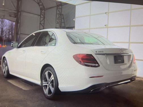 2019 Mercedes-Benz E-Class 4MATIC