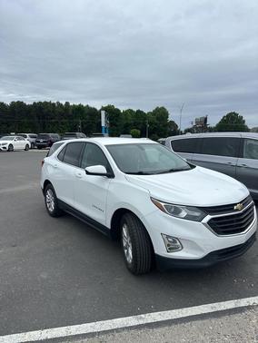 Summit White 2018 Chevrolet Equinox LT