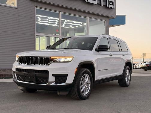 2021 Jeep Grand Cherokee L Laredo