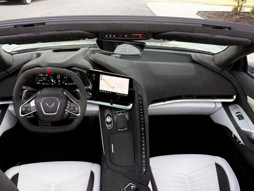 2023 Chevrolet Corvette Stingray w/3LT