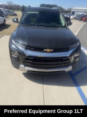 Mosaic Black Metallic 2023 Chevrolet Trailblazer LT
