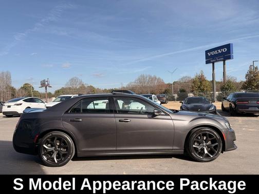 2021 Chrysler 300 S