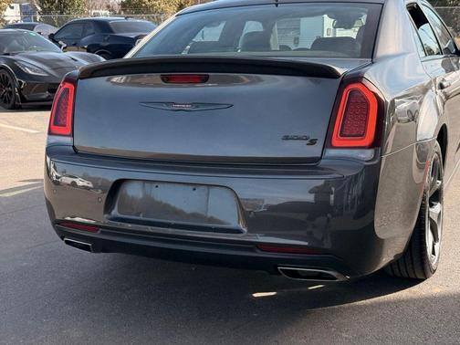 2021 Chrysler 300 S