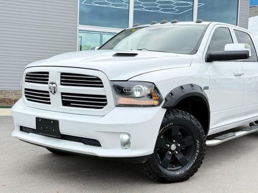 Bright White Clearcoat 2014 RAM 1500 Sport