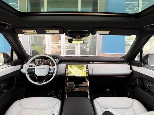 2024 Land Rover Range Rover Sport SE