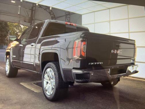 Iridium Metallic 2016 GMC Sierra 1500 SLT
