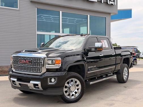 Onyx Black 2019 GMC Sierra 2500 Denali