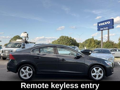 2013 Volvo S60 T5 Premier