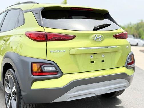 Lime Twist 2020 Hyundai KONA Limited