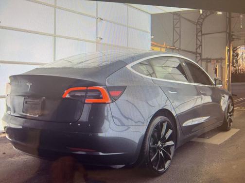 2020 Tesla Model 3 Standard Range
