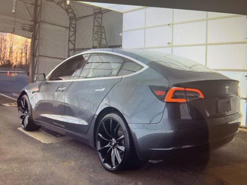 2020 Tesla Model 3 Standard Range