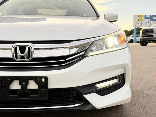 White Orchid Pearl 2017 Honda Accord Sport