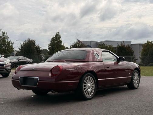 2004 Ford Thunderbird Base
