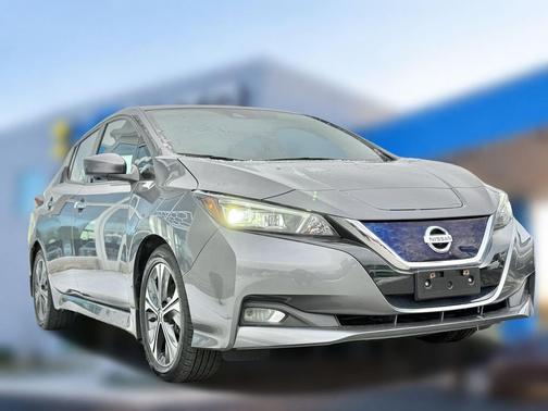 2022 Nissan Leaf SV 40 kWh