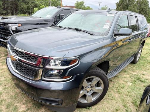 Shadow Gray Metallic 2019 Chevrolet Suburban LT