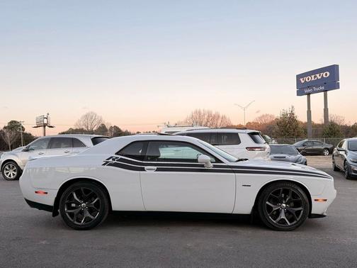 2017 Dodge Challenger R/T