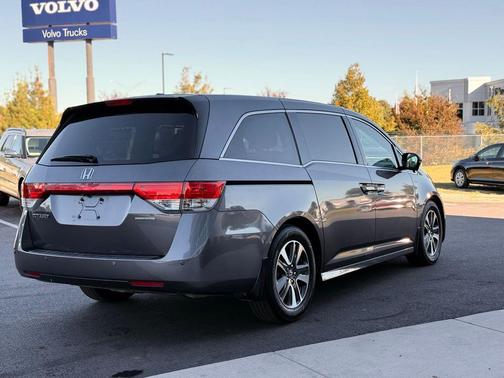 2016 Honda Odyssey Touring