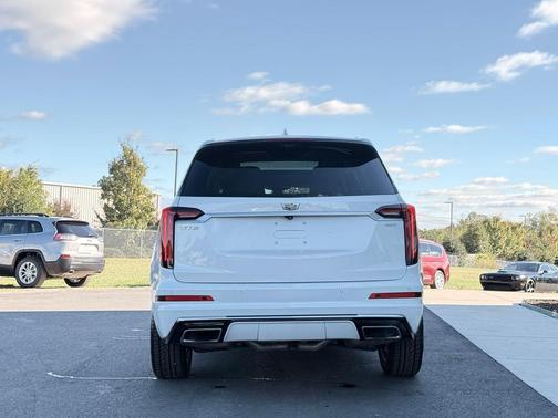 2020 Cadillac XT6 Premium Luxury FWD