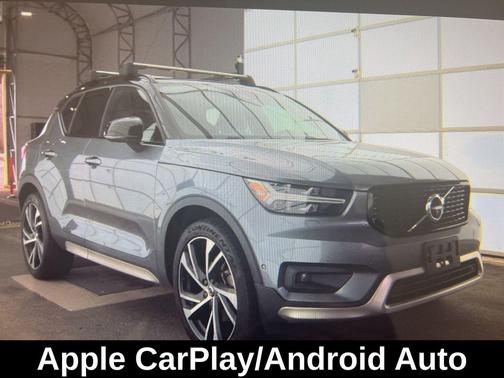 2019 Volvo XC40 T5 R-Design