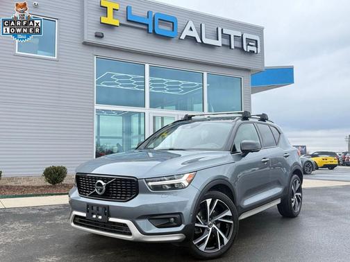 2019 Volvo XC40 T5 R-Design