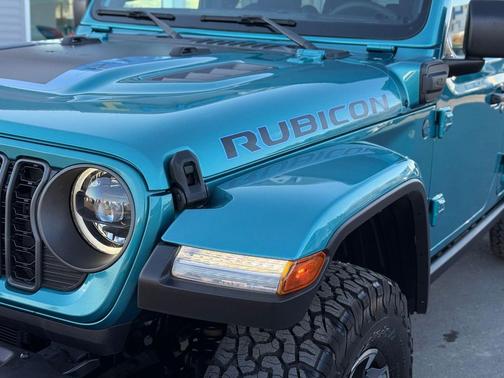 2024 Jeep Wrangler 4xe Rubicon X