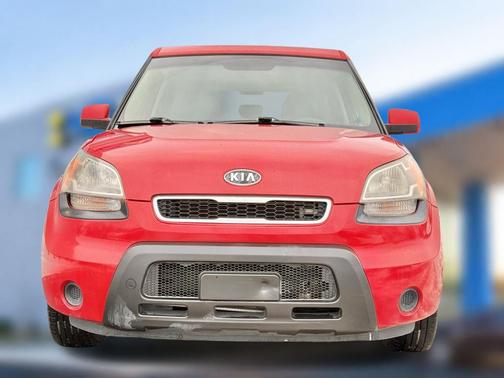 2011 Kia Soul +