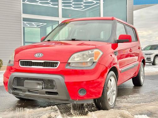 2011 Kia Soul +