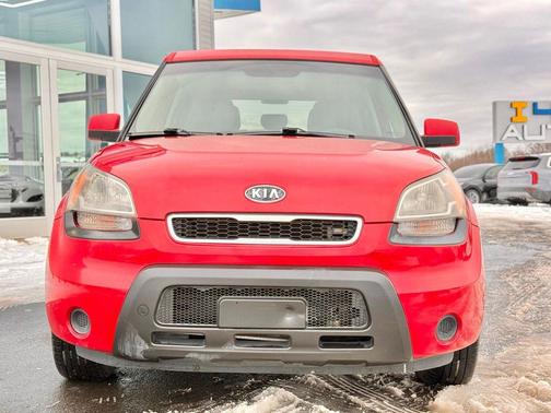 2011 Kia Soul +