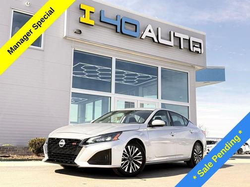 Brilliant Silver Metallic 2023 Nissan Altima 2.5 SV