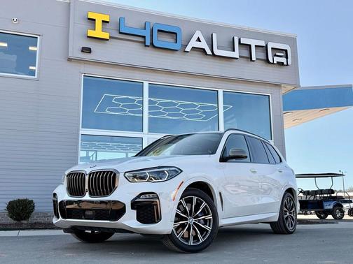 2021 BMW X5 M50i