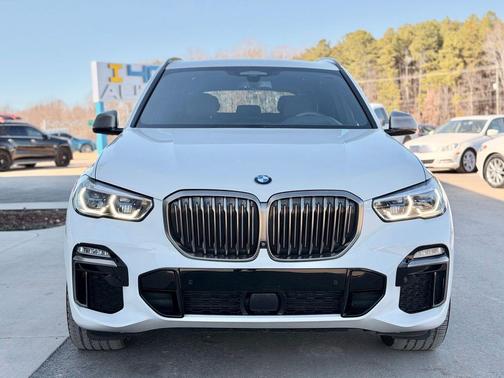 2021 BMW X5 M50i