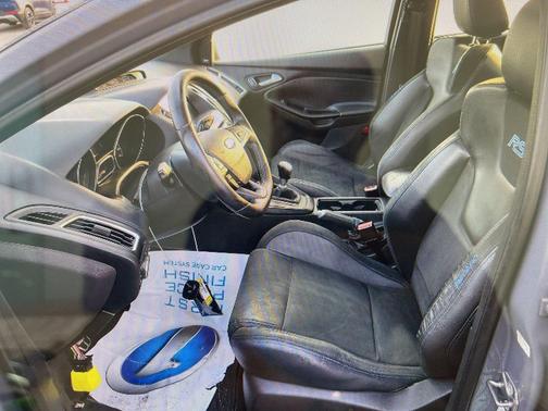 Stealth Gray 2016 Ford Focus RS Base