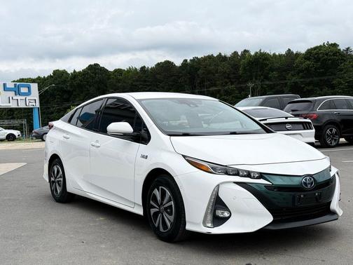 Super White 2017 Toyota Prius Prime Advanced