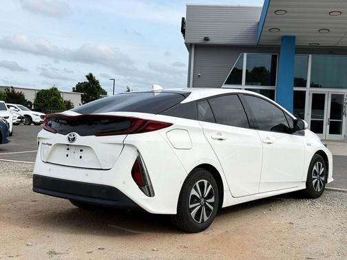 Super White 2017 Toyota Prius Prime Advanced