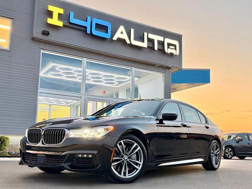 2017 BMW 750 i xDrive