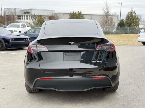 2022 Tesla Model Y Performance Dual Motor All-Wheel Drive