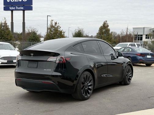 2022 Tesla Model Y Performance Dual Motor All-Wheel Drive