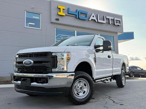 Oxford White 2019 Ford F-250 XL