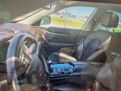 2019 Maserati Levante Base