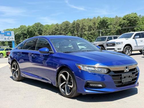 Still Night Pearl 2019 Honda Accord Sport