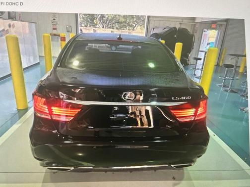 Obsidian 2013 Lexus LS 460 Base