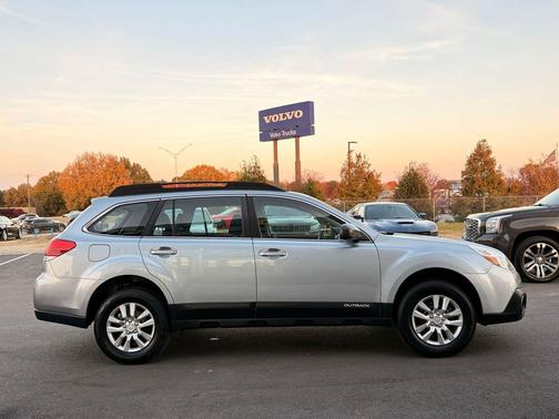 2013 Subaru Outback 2.5i