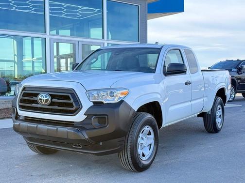 2020 Toyota Tacoma SR