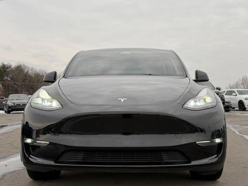 2024 Tesla Model Y Long Range Dual Motor All-Wheel Drive