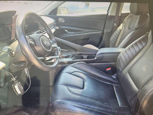 Amazon Gray 2024 Hyundai ELANTRA Limited