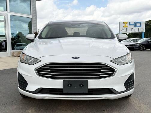 Oxford White 2019 Ford Fusion Hybrid SE