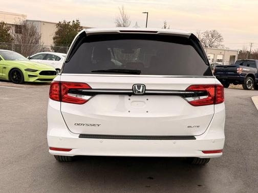 2023 Honda Odyssey Elite