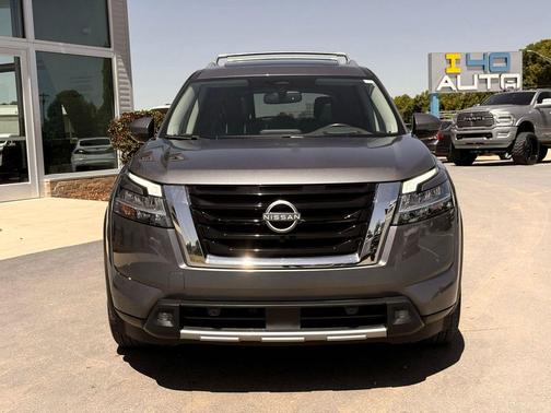 Gun Metallic 2022 Nissan Pathfinder Platinum 4WD