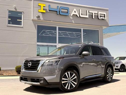 Gun Metallic 2022 Nissan Pathfinder Platinum 4WD