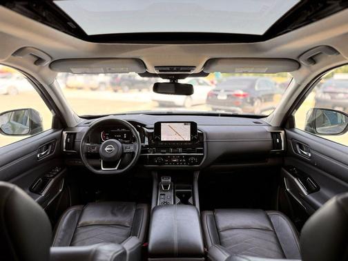 Gun Metallic 2022 Nissan Pathfinder Platinum 4WD